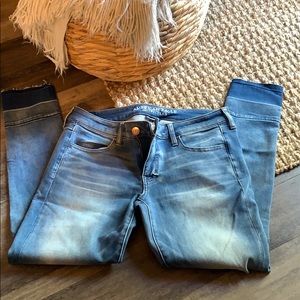 American eagle faded jeans